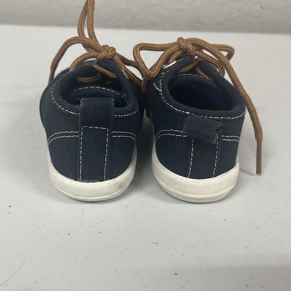 Blue canvas sneakers size 5 - Picture 3 of 4